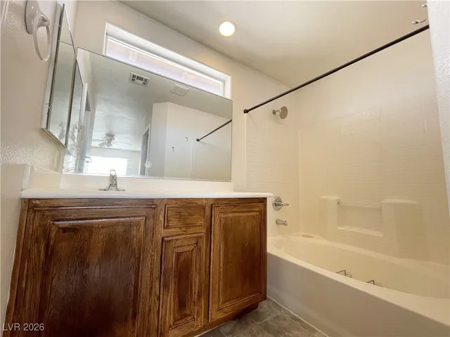 $1,795 | 990 Cantabria Heights Avenue, Las Vegas, NV 89183