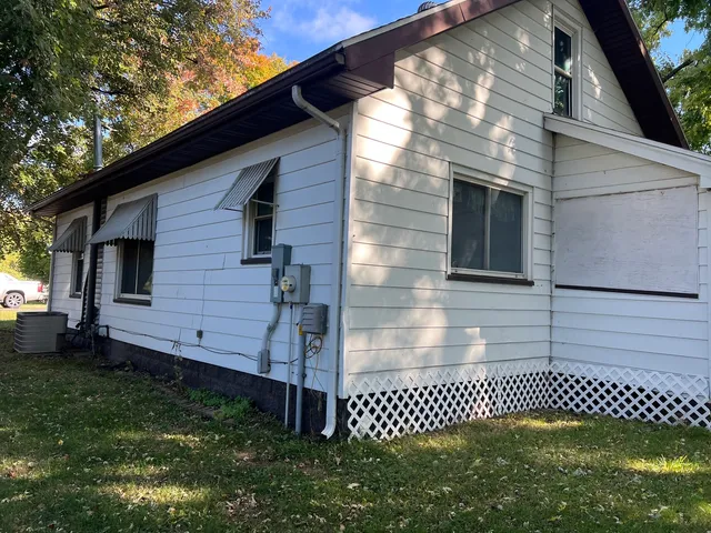 $44,900 | 405 East Oakley Avenue, Glasford, IL 61533
