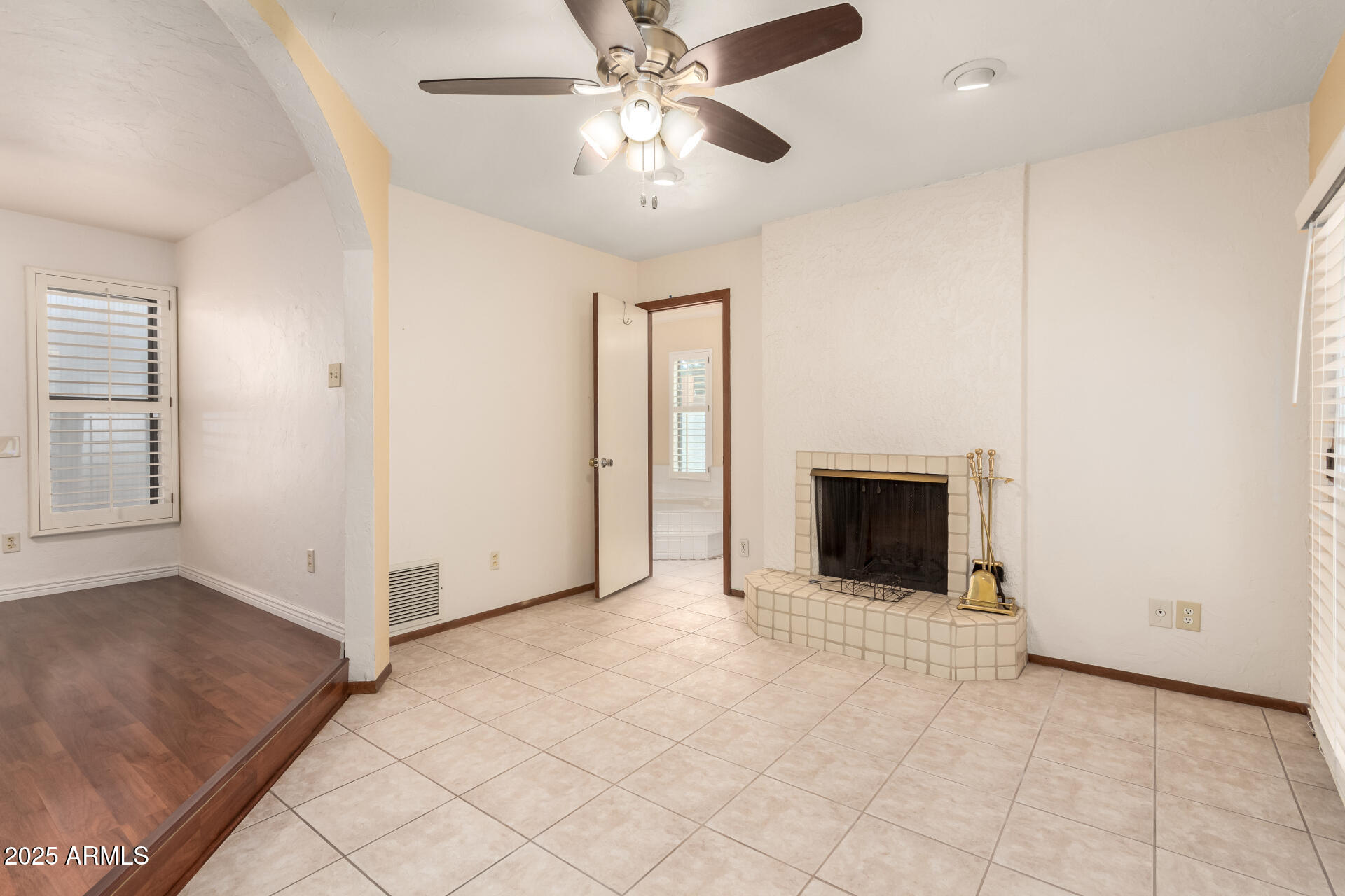 109 West Kathleen Road Phoenix, AZ 85023 - Photo 11 of 29 15-Kathleen