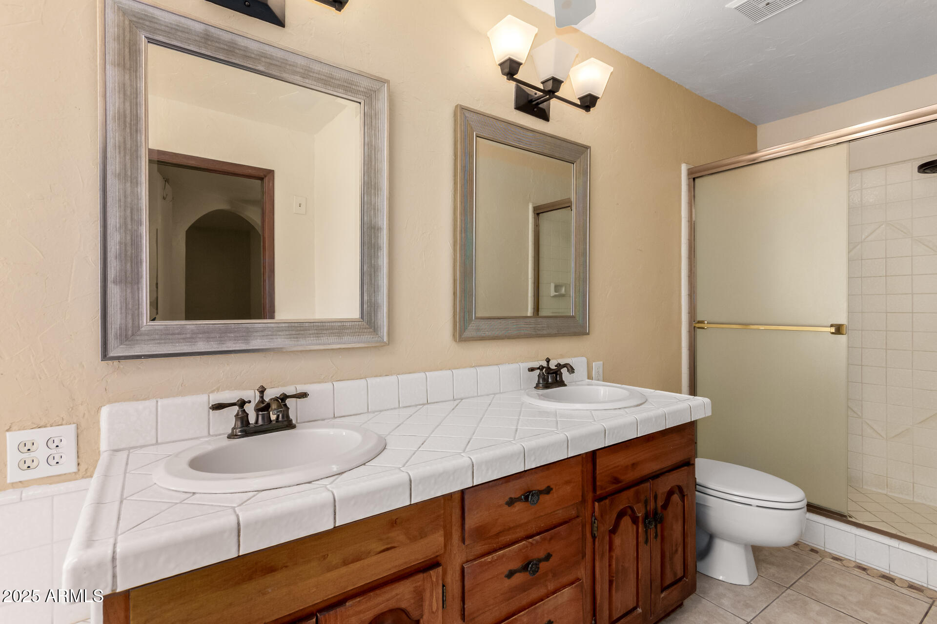 109 West Kathleen Road Phoenix, AZ 85023 - Photo 13 of 29 17-Kathleen