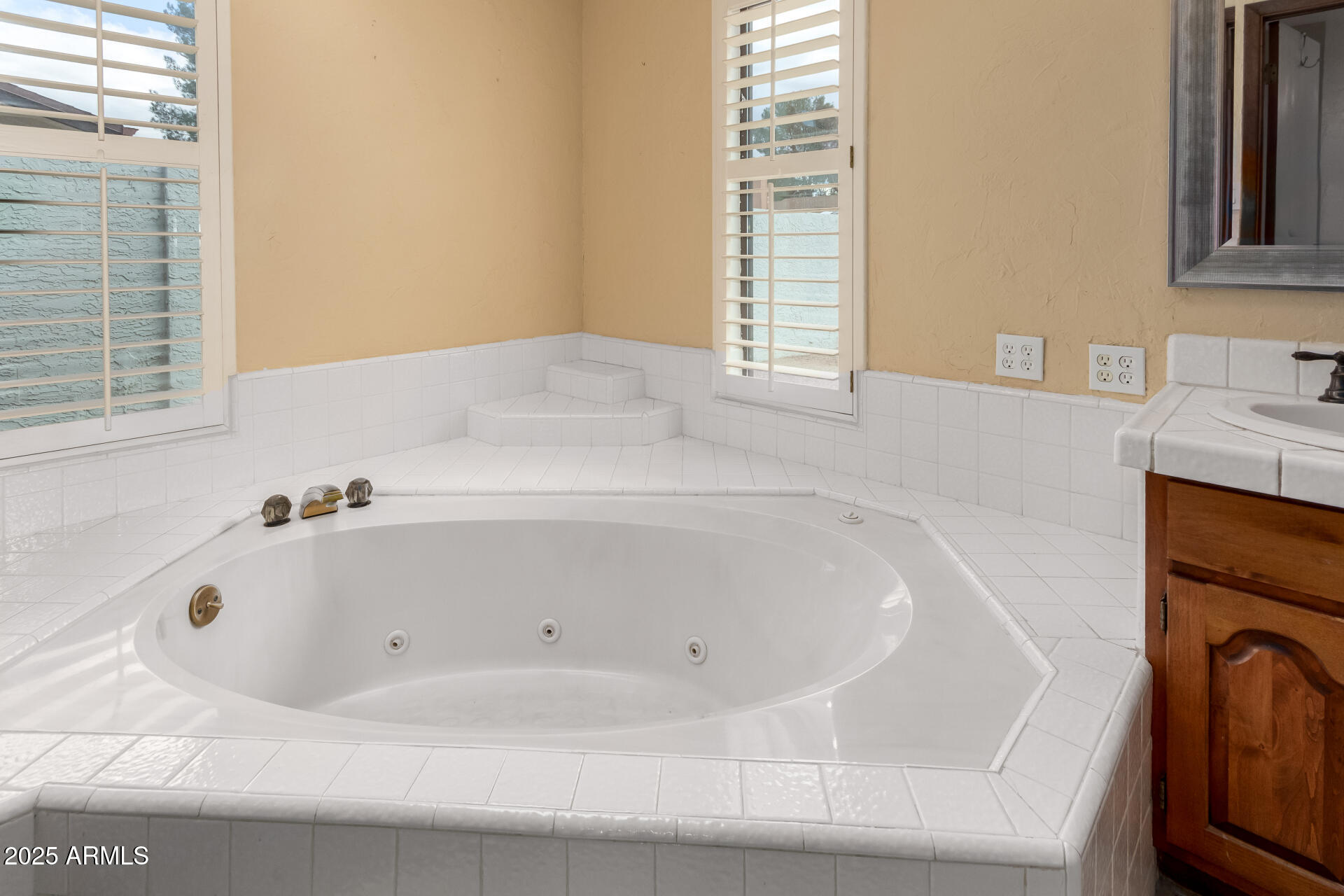 109 West Kathleen Road Phoenix, AZ 85023 - Photo 14 of 29 18-Kathleen