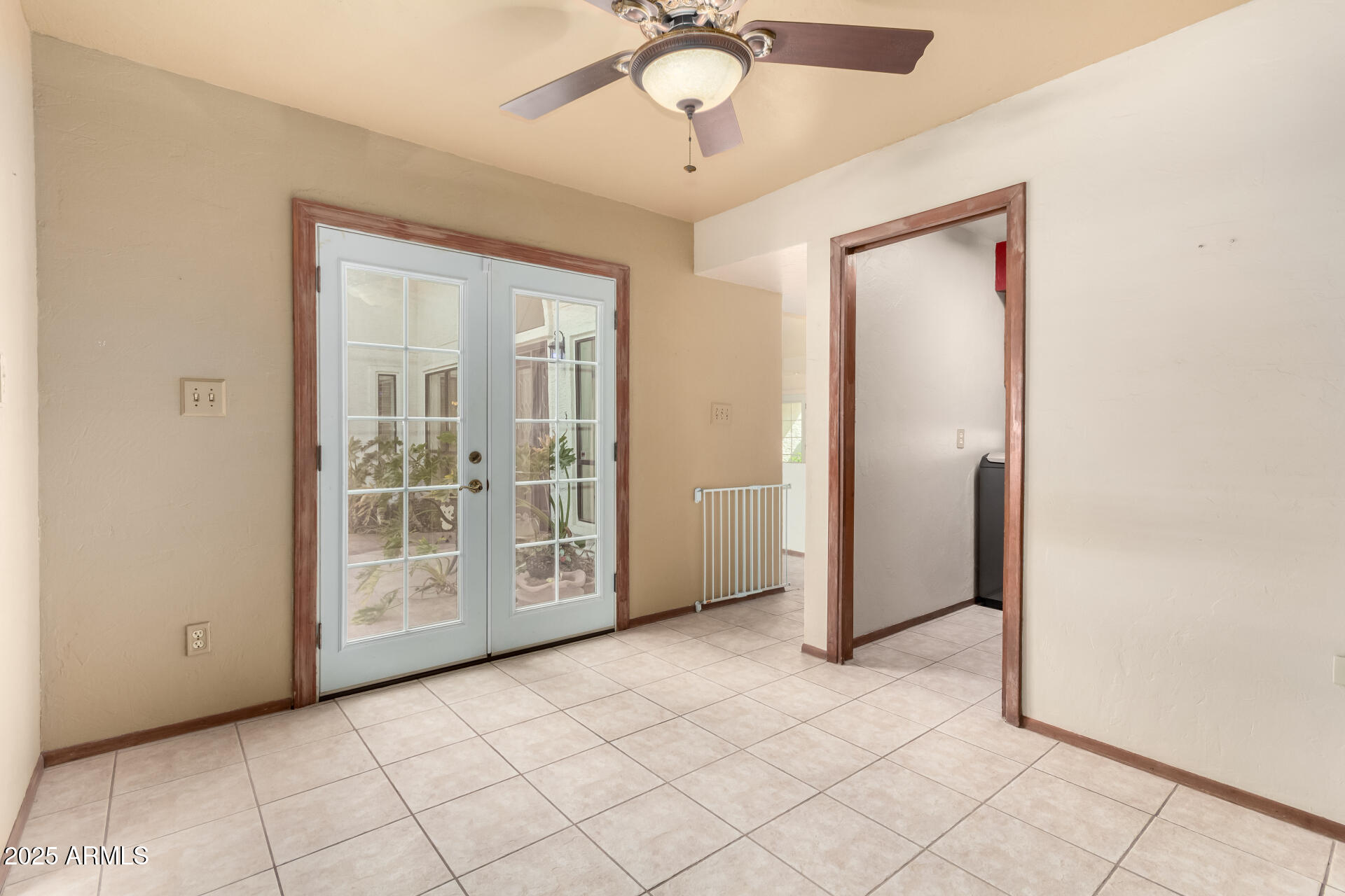 109 West Kathleen Road Phoenix, AZ 85023 - Photo 6 of 29 12-Kathleen
