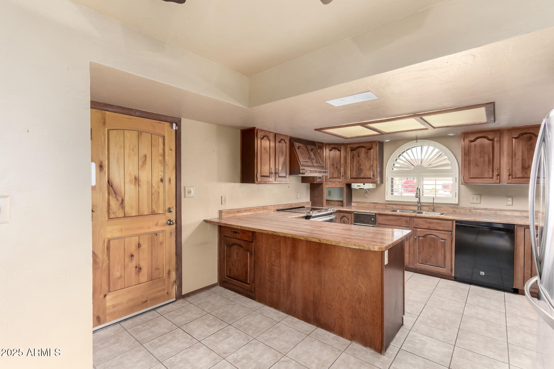 109 West Kathleen Road Phoenix, AZ 85023 - Photo 9 of 29 13-Kathleen