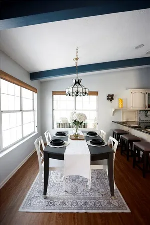 a view of livingroom with furniture and windows