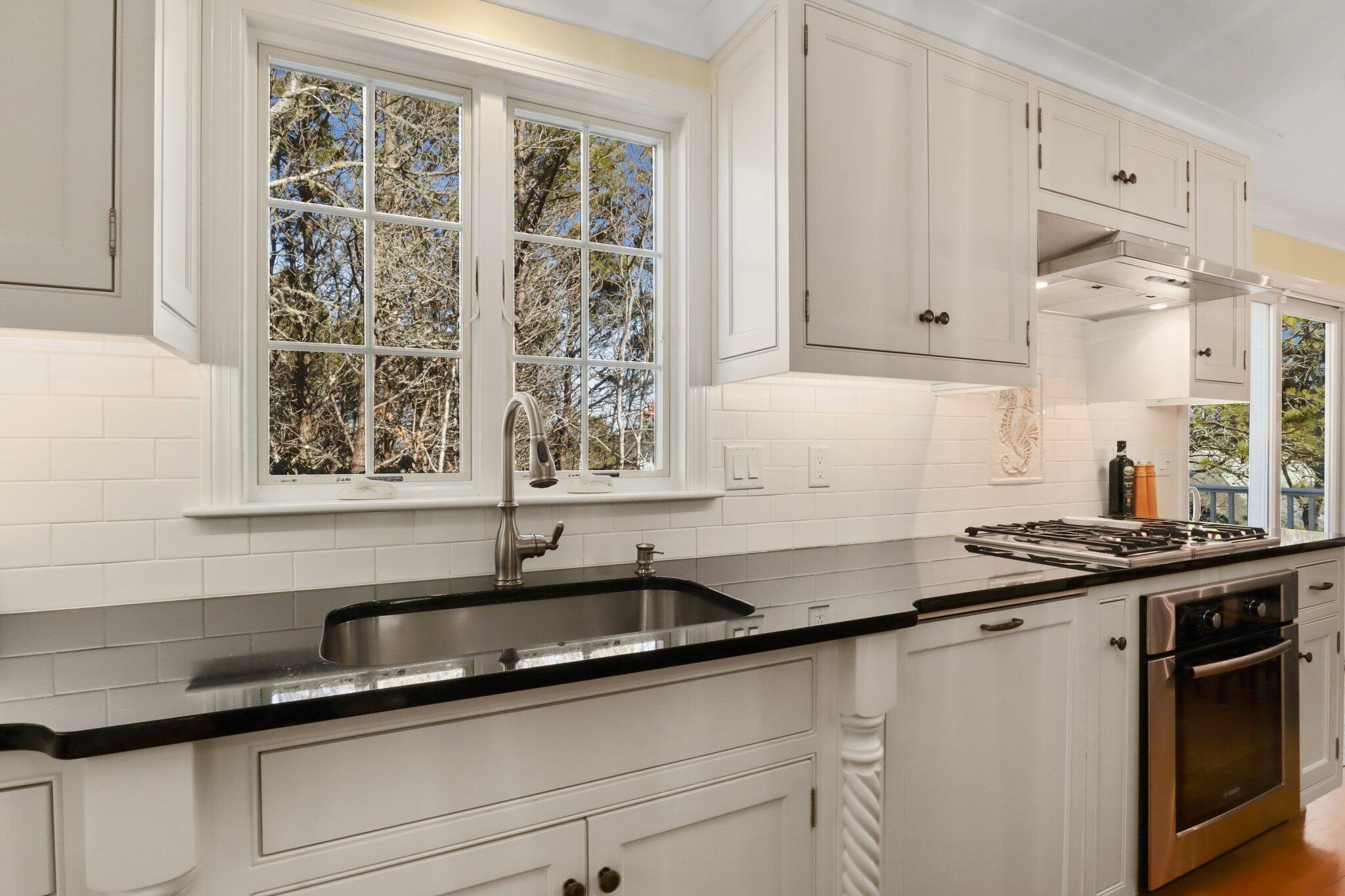 35 Portview Road South Chatham, MA 02659 - Photo 9 of 54 21-web-or-mls-35-portview-rd