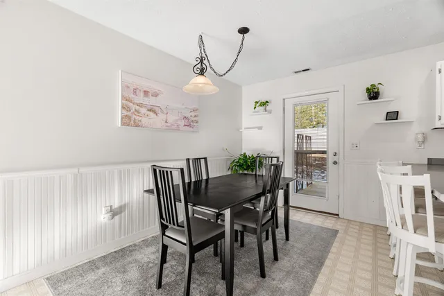 $350,000 | 6 Kingston Way, Unit B, Hudson, NH 03051