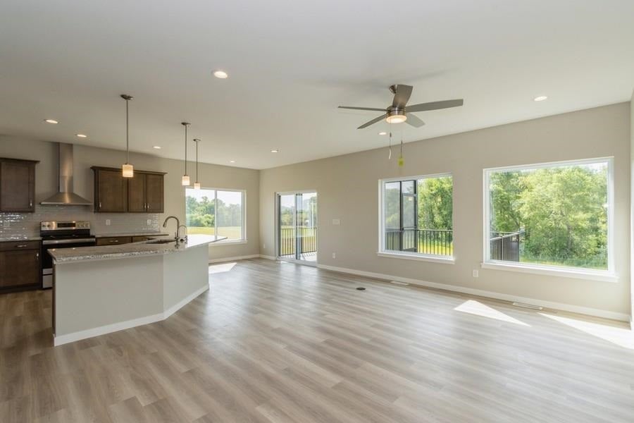 1021 High Rdg Trail Solon, IA 52333 - Photo 2 of 33 Gallery Image 2