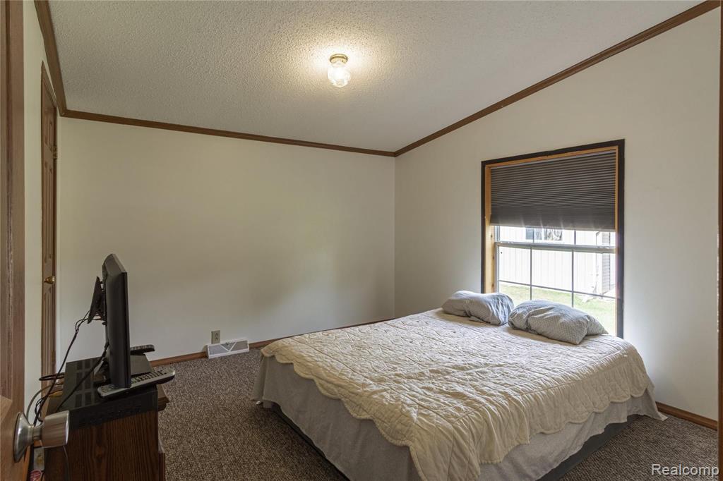 8114 Morrish Road Swartz Creek, MI 48473 - Photo 18 of 30 Gallery Image 18