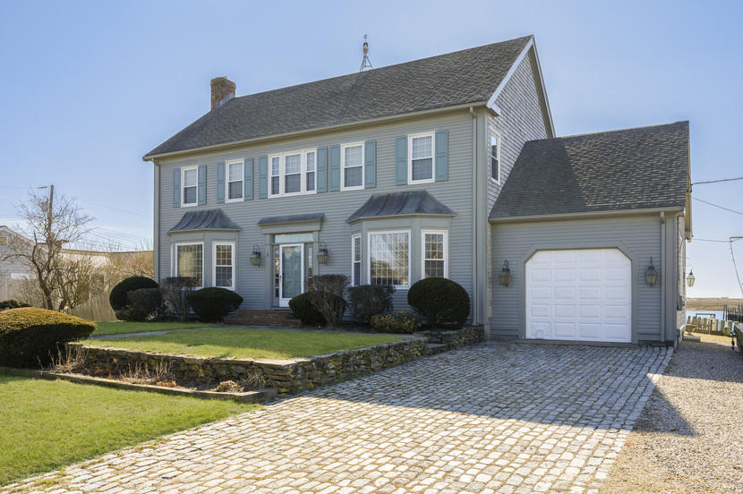1 Surfside Road West Dennis, MA 02670 - Photo 11 of 29 000-photo--8047094