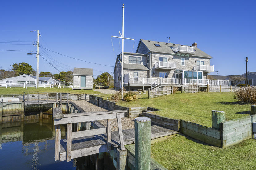 1 Surfside Road West Dennis, MA 02670 - Photo 9 of 29 027-photo--8047091