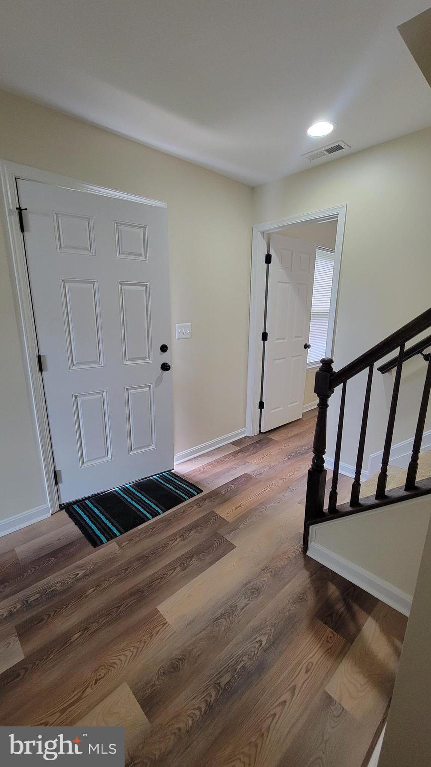 2360 Silver Fox Way Locust Grove, VA 22508 - Photo 2 of 30 Entry