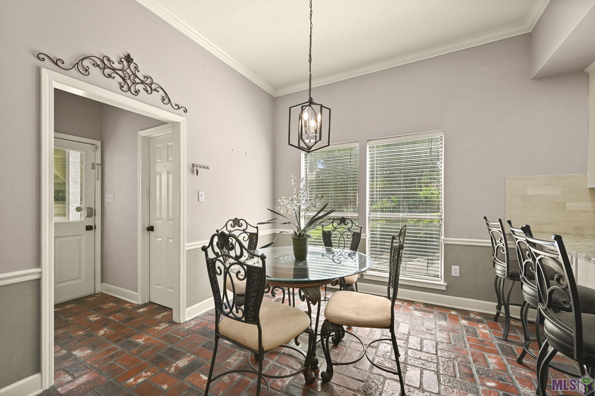 366 Shady Lake Parkway Baton Rouge, LA 70810 - Photo 12 of 46