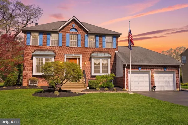 $699,900 | 327 Abbey Lane, Lansdale, PA 19446