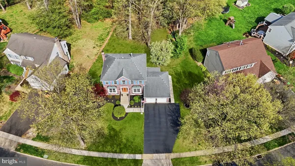 $699,900 | 327 Abbey Lane, Lansdale, PA 19446