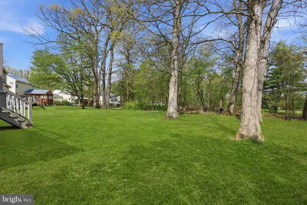 $699,900 | 327 Abbey Lane, Lansdale, PA 19446