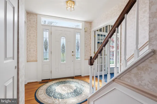 $699,900 | 327 Abbey Lane, Lansdale, PA 19446