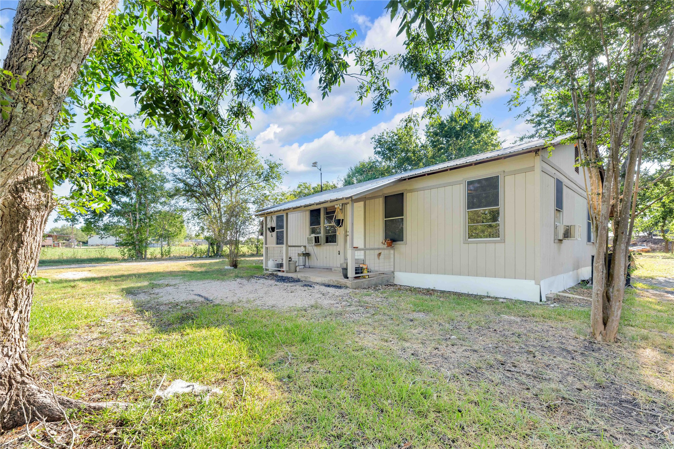 20235 Engelmann Lane Manor, TX 78653 - Photo 2 of 34