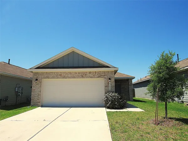 $1,795 | 25606 Northpark Palm Drive, Porter, TX 77365