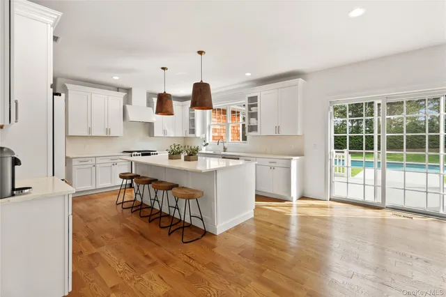 $2,450,000 | 6 Clara Drive, East Quogue, NY 11942