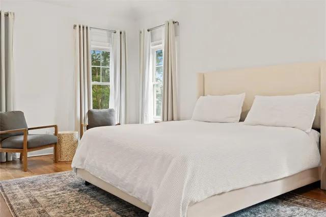 $2,450,000 | 6 Clara Drive, East Quogue, NY 11942