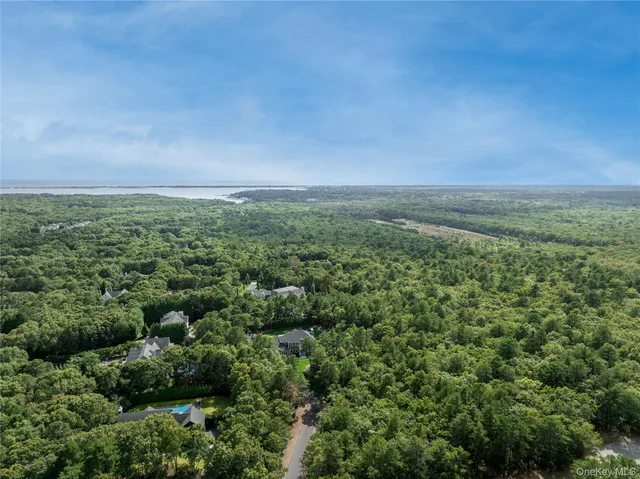 $2,450,000 | 6 Clara Drive, East Quogue, NY 11942