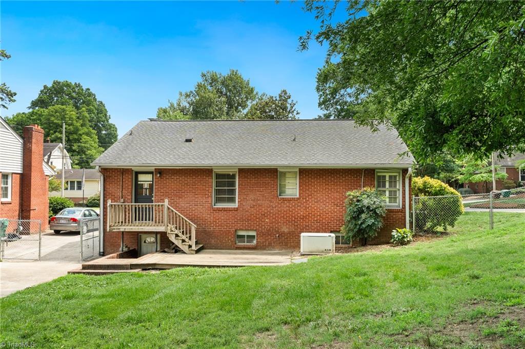 604 Sunset Drive High Point, NC 27262 - Photo 19 of 25