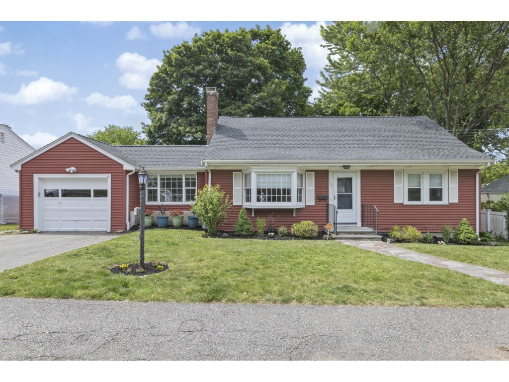 136 Longfellow Road Waltham, MA 02453 - Photo 1 of 39 Gallery Image 1