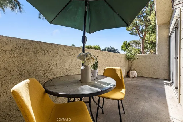 $439,000 | 3216 Darby Street, Unit 103, Simi Valley, CA 93063