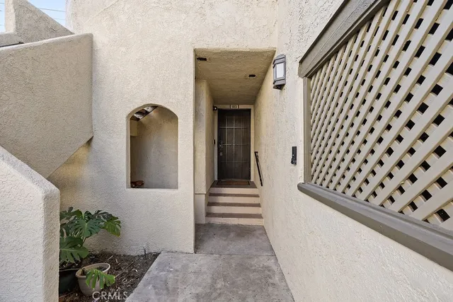 $439,000 | 3216 Darby Street, Unit 103, Simi Valley, CA 93063