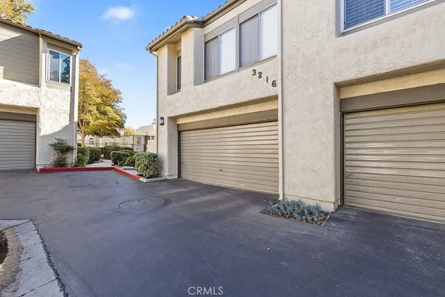 $439,000 | 3216 Darby Street, Unit 103, Simi Valley, CA 93063