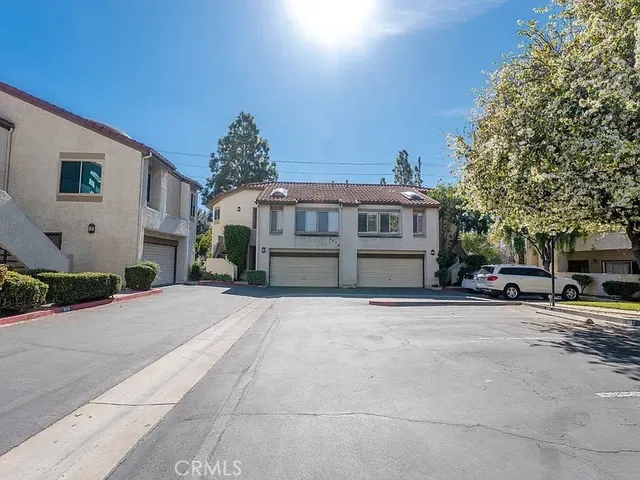 $439,000 | 3216 Darby Street, Unit 103, Simi Valley, CA 93063