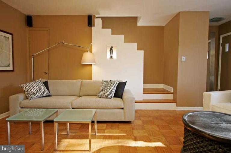 100 West Braddock Road, Unit B Alexandria, VA 22301 - Photo 4 of 21 Architectural details accent the staircase