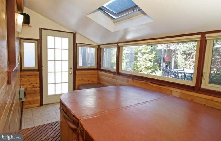 100 West Braddock Road, Unit B Alexandria, VA 22301 - Photo 8 of 21 Spa overlooking the private patio and yard