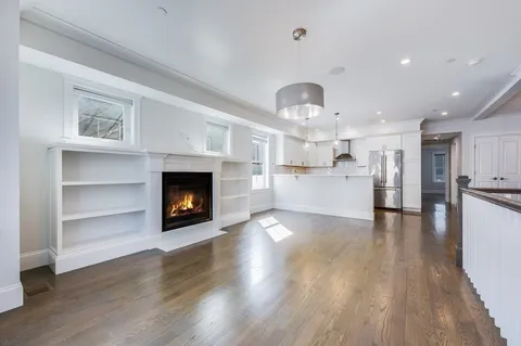 $1,019,000 | 8-12 Enterprise Street, Unit 81, Boston, MA 02125
