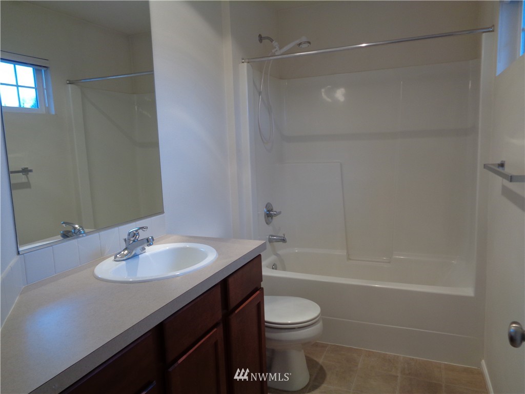 4430 Roxanna Loop Southeast Lacey, WA 98503 - Photo 14 of 20 Gallery Image 14