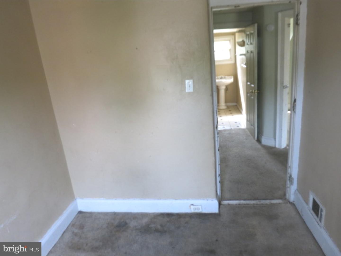 1410 Roanoke Road Camden, NJ 08104 - Photo 11 of 17 Bedroom 2