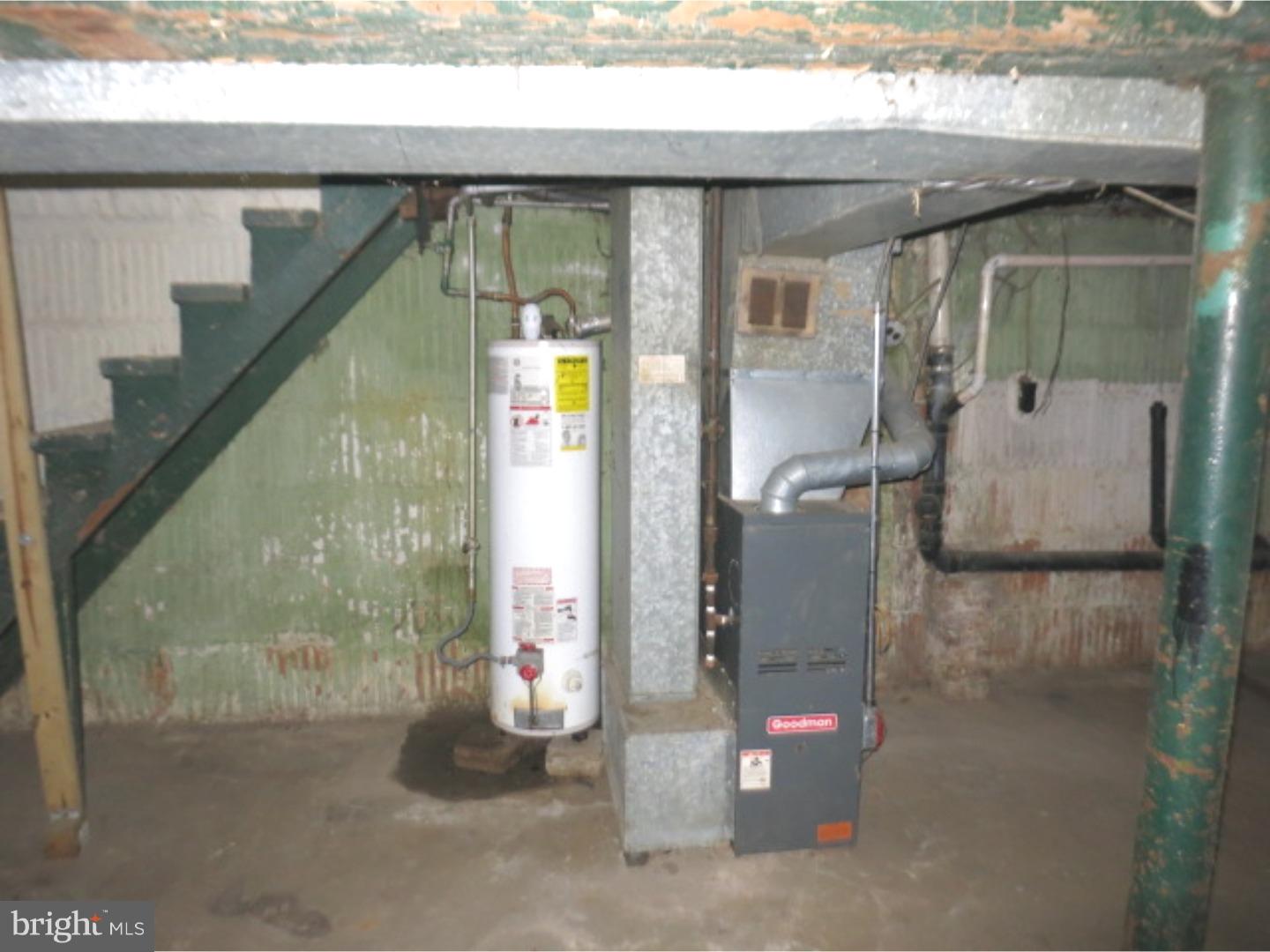 1410 Roanoke Road Camden, NJ 08104 - Photo 15 of 17 Basement
