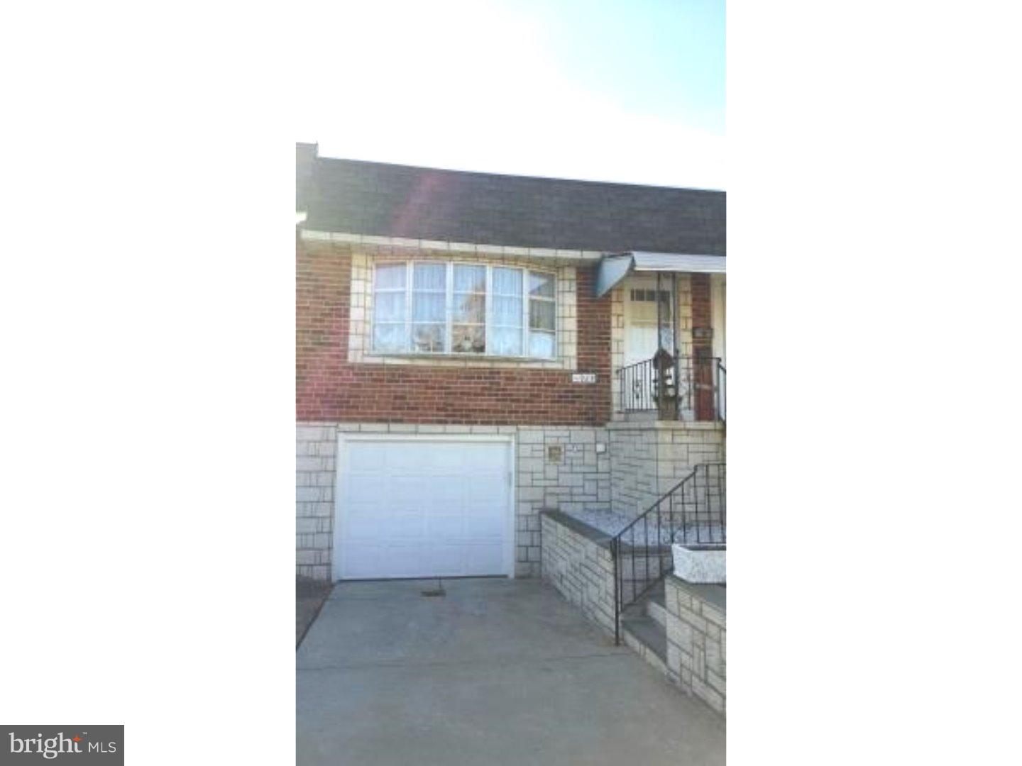 11925 Covert Road Philadelphia, PA 19154 - Photo 1 of 8 Exterior Front