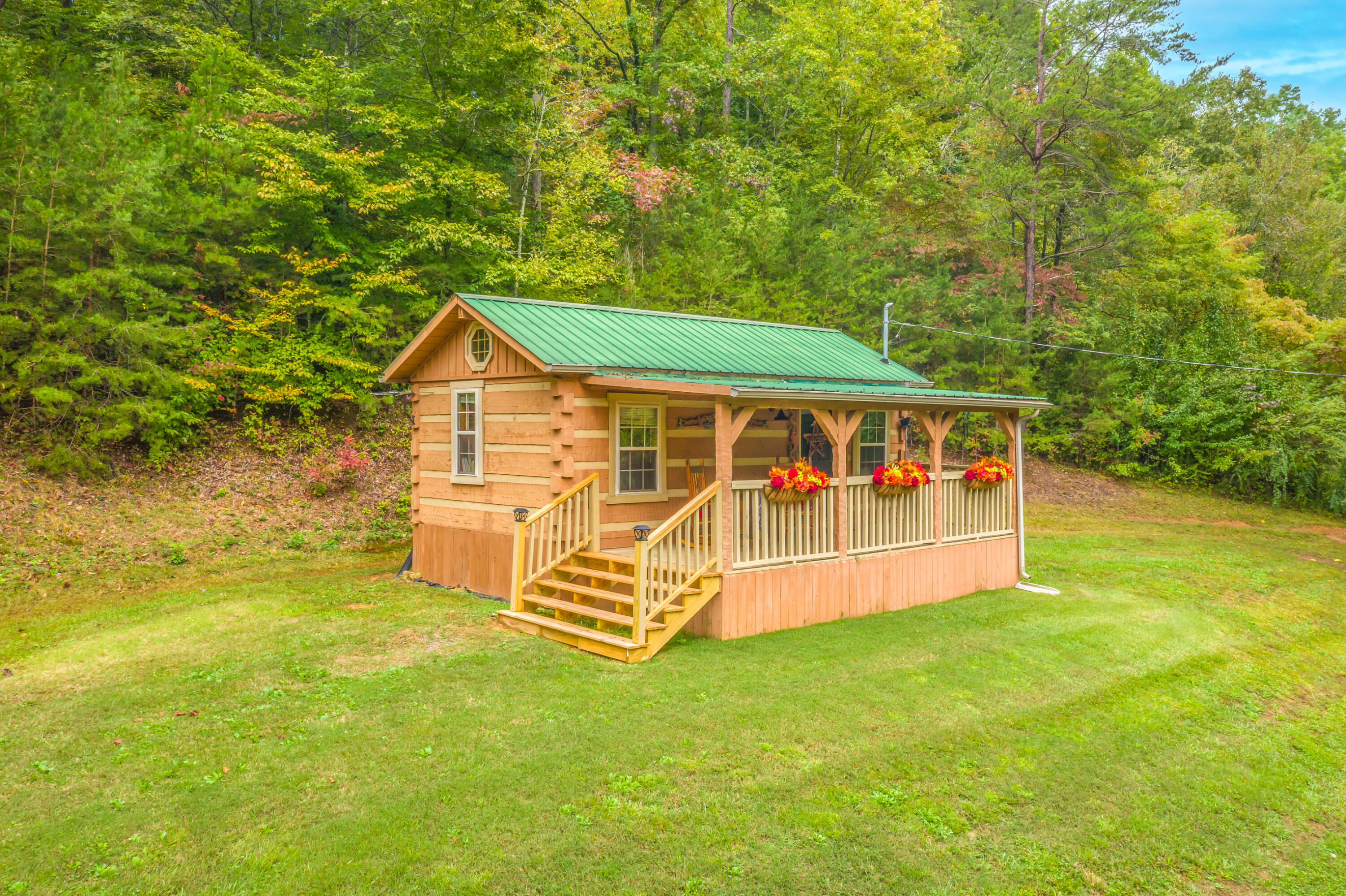 724 Ridgeview Road Bean Station, TN 37708 - Photo 1 of 20 BB8F6427-9604-41A0-8AD7-0B4254C5D677