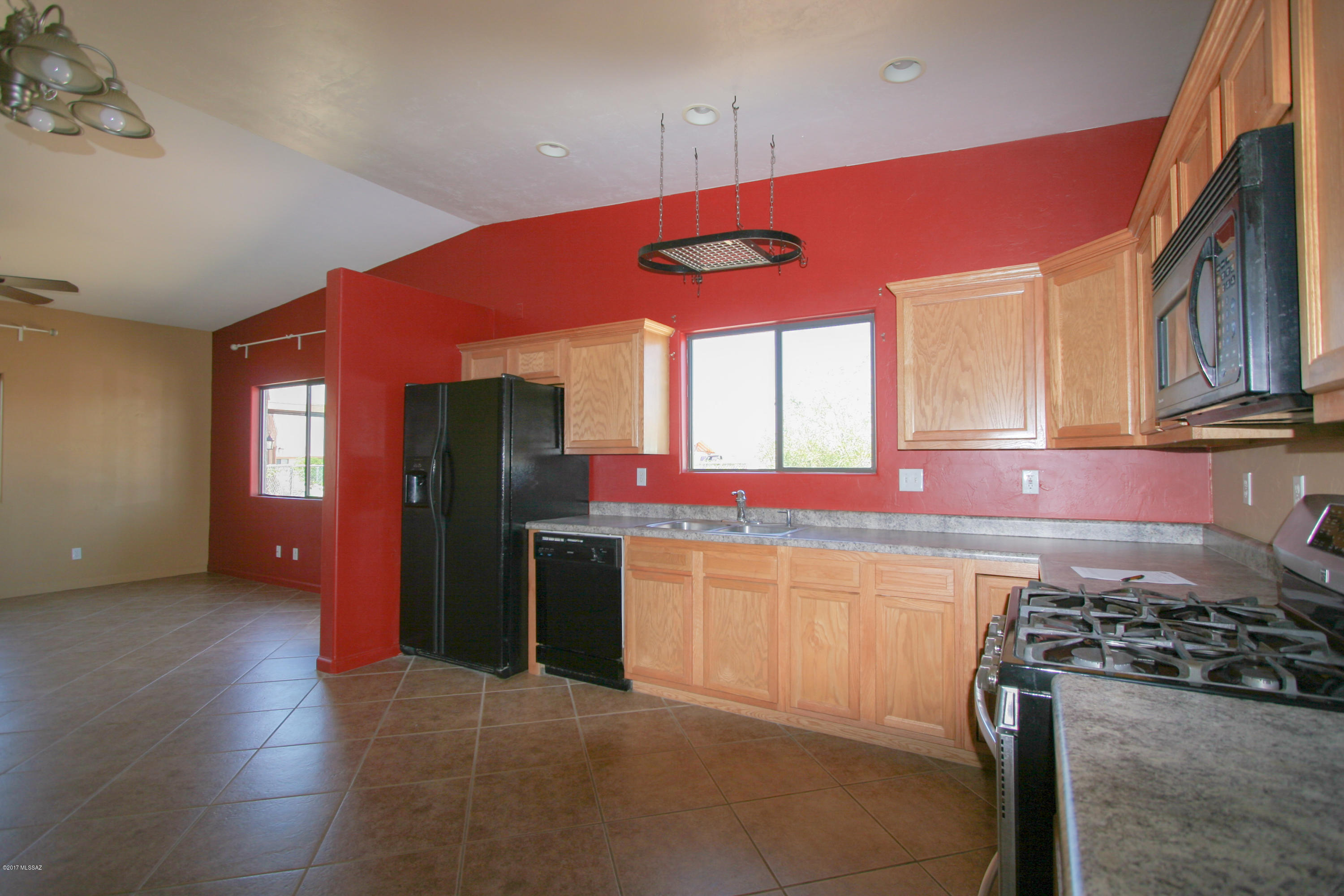 4680 East Rex Street Tucson, AZ 85706 - Photo 6 of 26