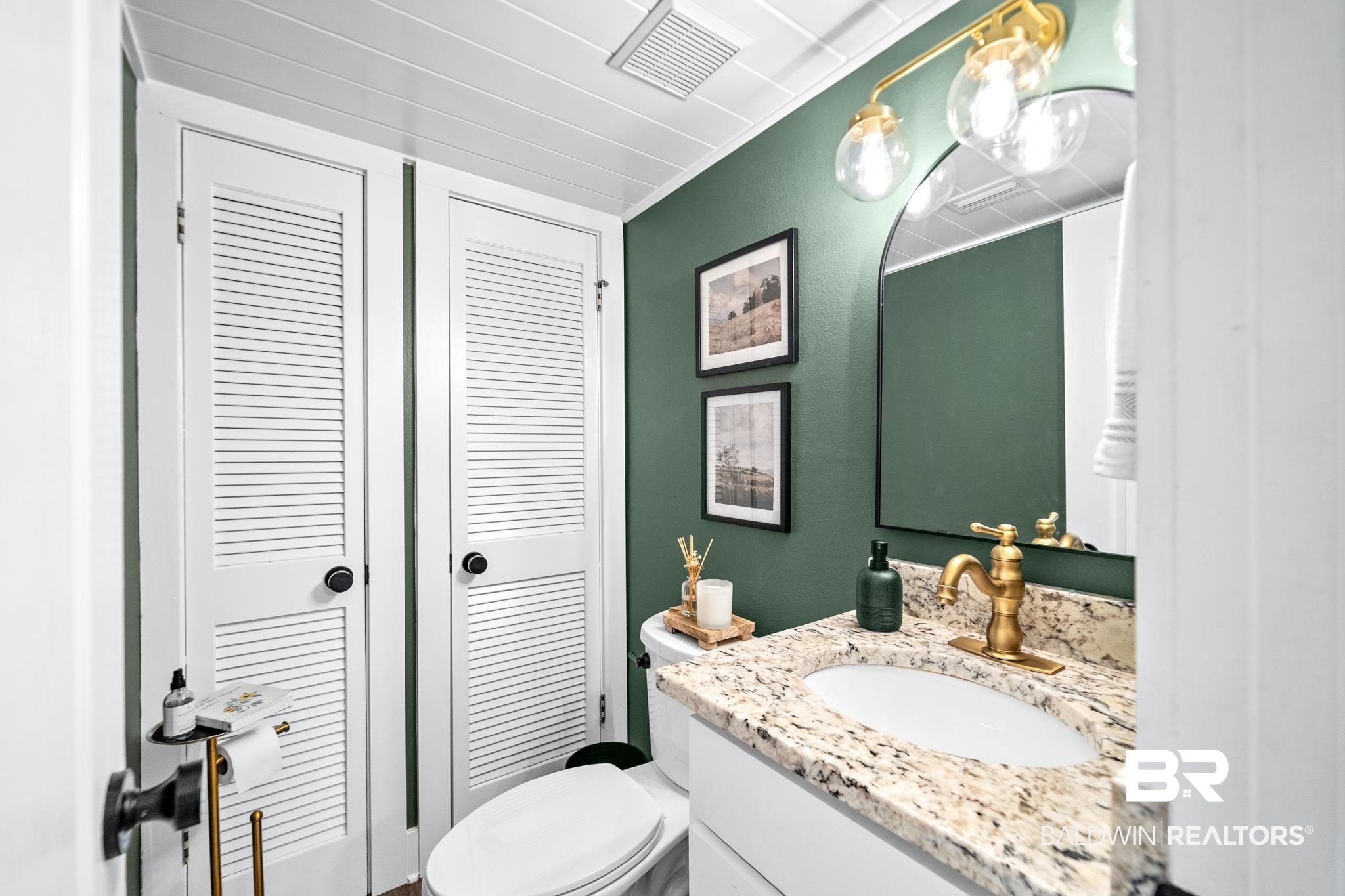 122 Ridgewood Drive Daphne, AL 36526 - Photo 12 of 53 Powder Room