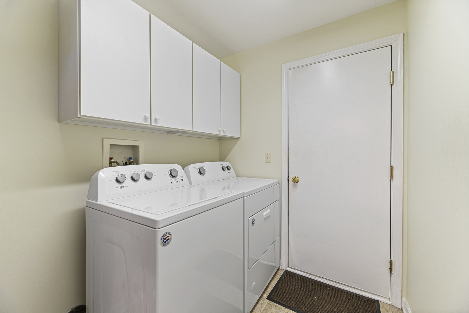12963 Penefield Lane Huntley, IL 60142 - Photo 17 of 33 a utility room with dryer and washer