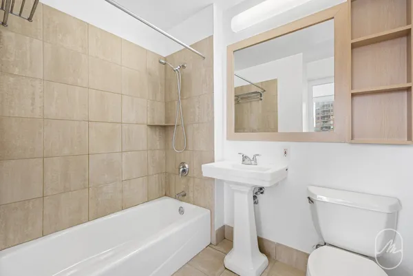$4,100 | 561 10th Avenue, Unit 35B | Hell's Kitchen