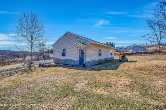 $429,000 | 5115 State Rte 3013, Springville, PA 18844