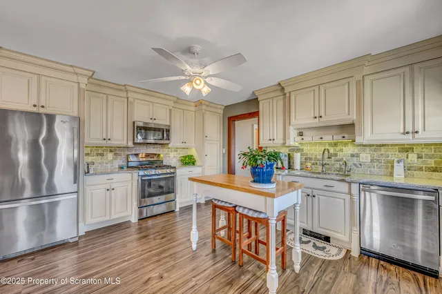 $429,000 | 5115 State Rte 3013, Springville, PA 18844