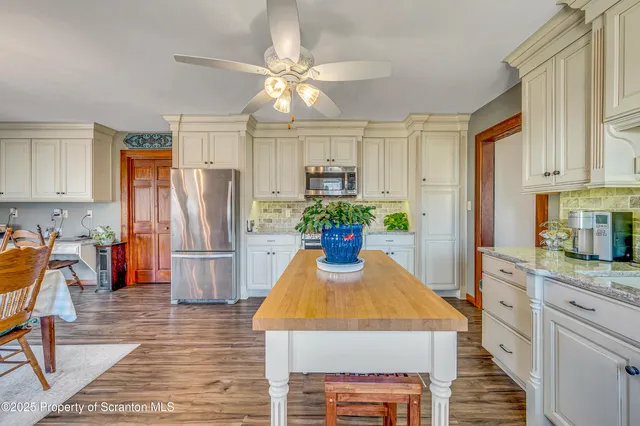 $429,000 | 5115 State Rte 3013, Springville, PA 18844