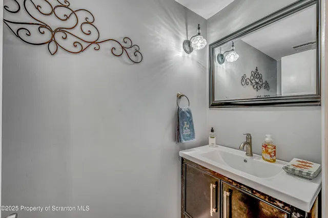 $429,000 | 5115 State Rte 3013, Springville, PA 18844