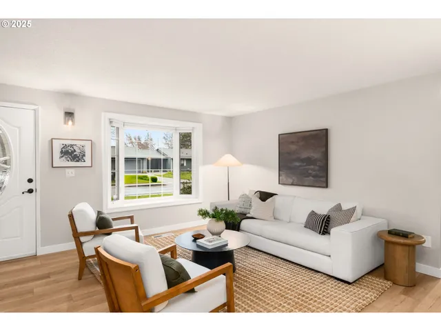 $475,000 | 3958 Northeast Laura Street, Hillsboro, OR 97124