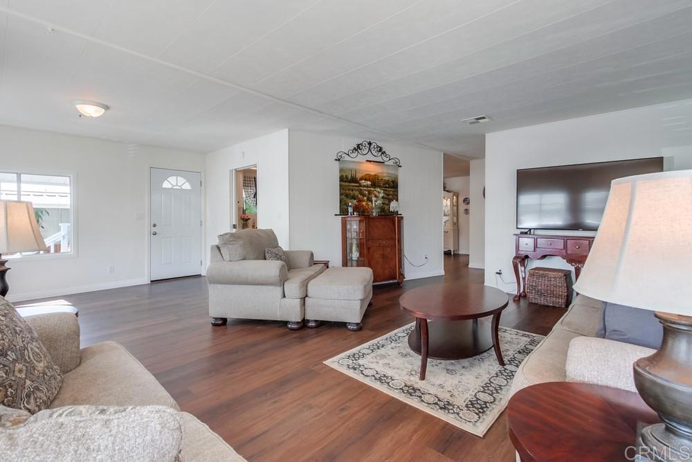 1120 East Mission Road, Unit 27 Fallbrook, CA 92028 - Photo 29 of 46