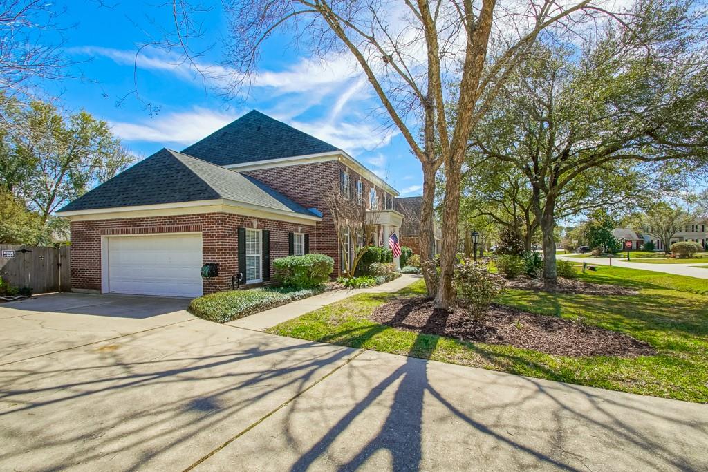 1425 Rue Avignon Mandeville, LA 70471 - Photo 3 of 42 Gallery Image 3